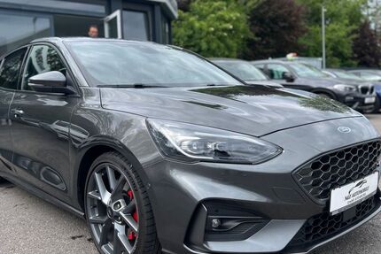 Ford Focus 68.000 km 22.990 &euro; Augsburg 86165