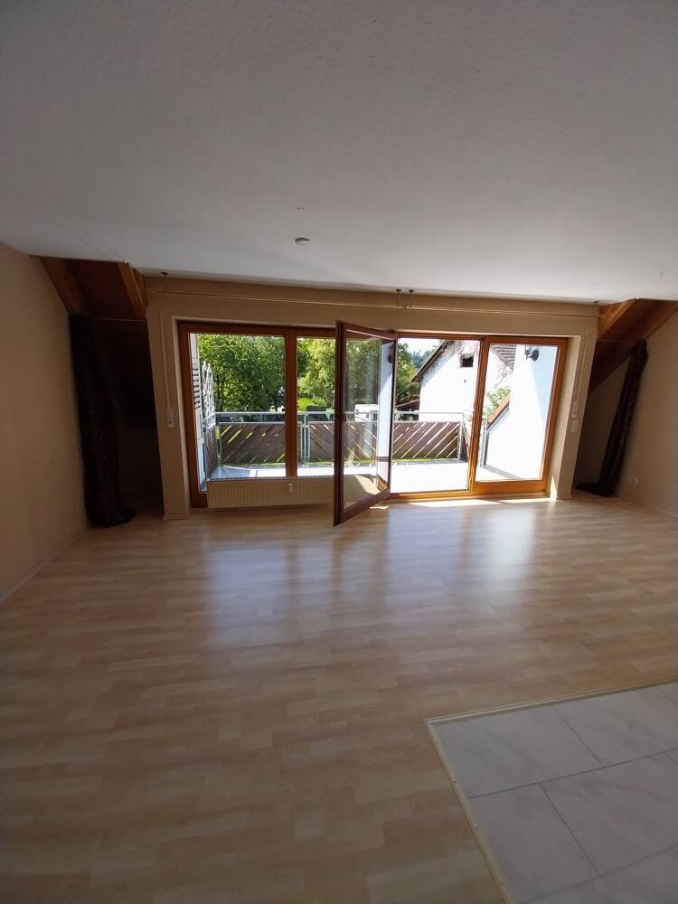 Helle, gepflegte 3 Zimmerwohnung in kleiner Einheit in Stahringen zu verkaufen