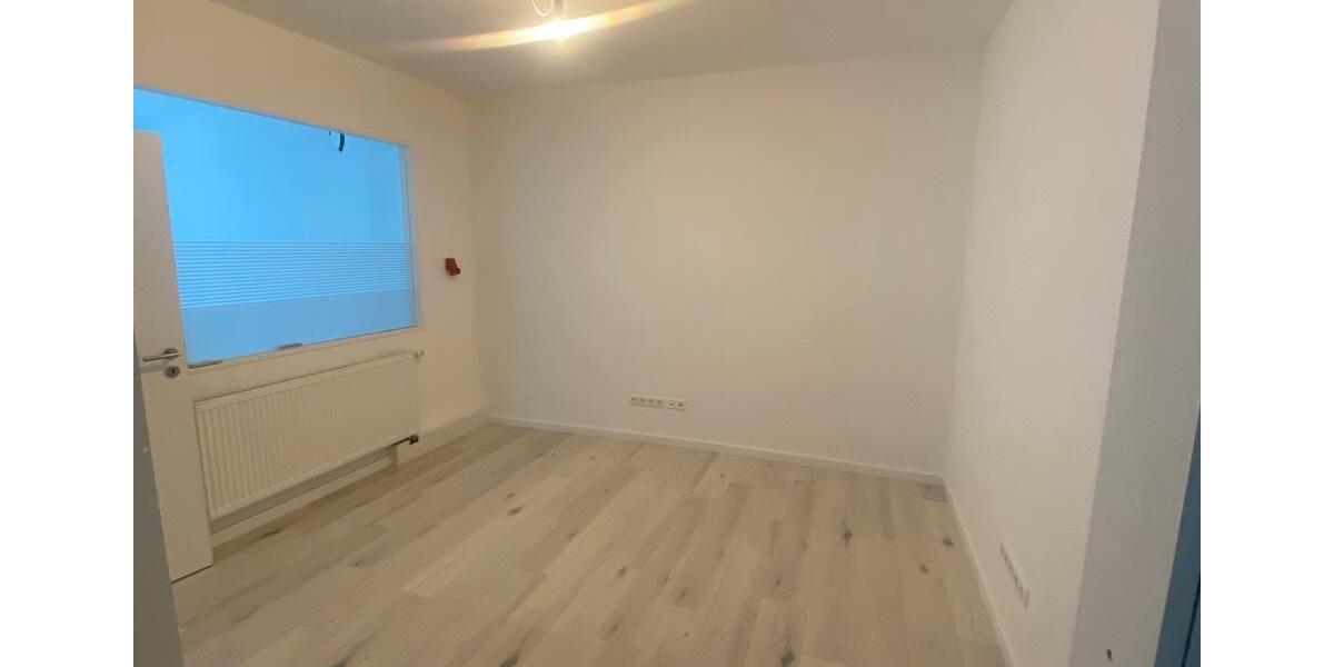 Gewerbeobjekt Ergolding - 800&euro; | Angebot:24732707