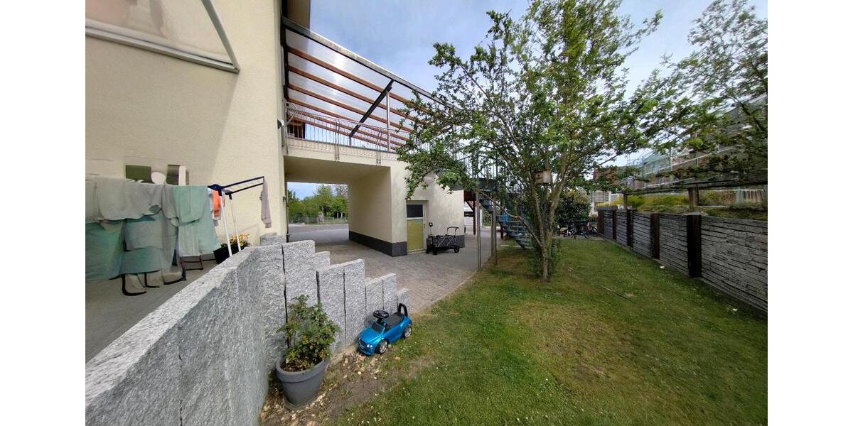 Mehrfamilienhaus, Wohnhaus Singen (Hohentwiel) - 11.5 Zimmer, 355 m&sup2;, 849.000&euro; | Angebot:27121585