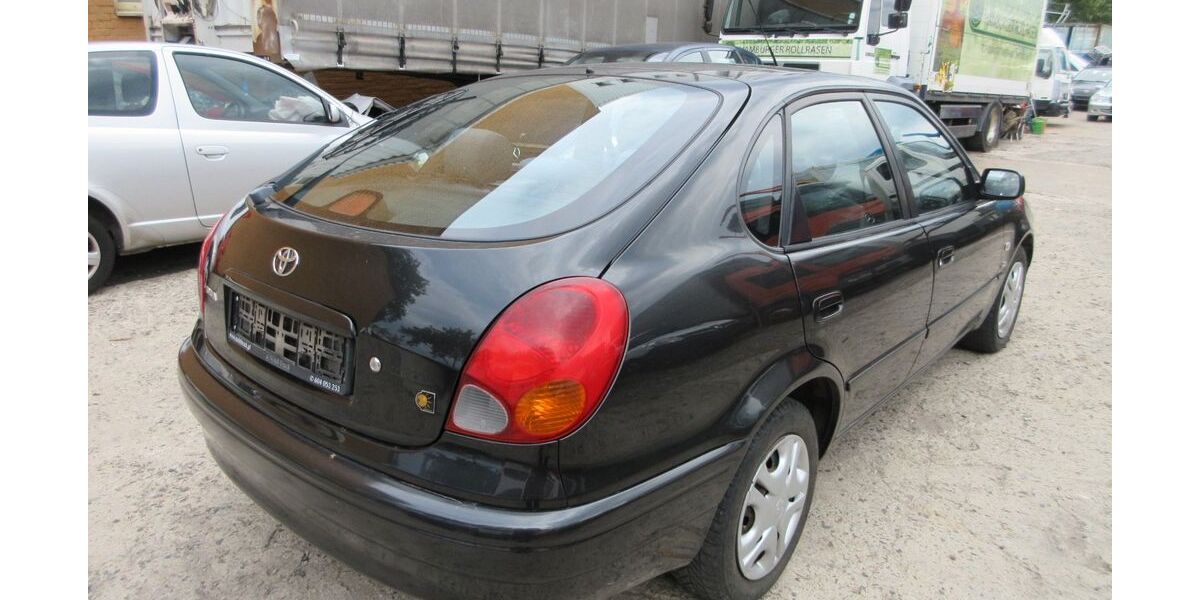 Toyota Corolla 299.400 km 2.100 &euro; Hamburg 20537
