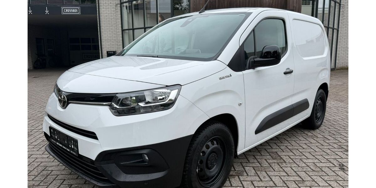 Toyota Proace (Verso) 25.871 km 18.250 &euro; Bad Bentheim 48455