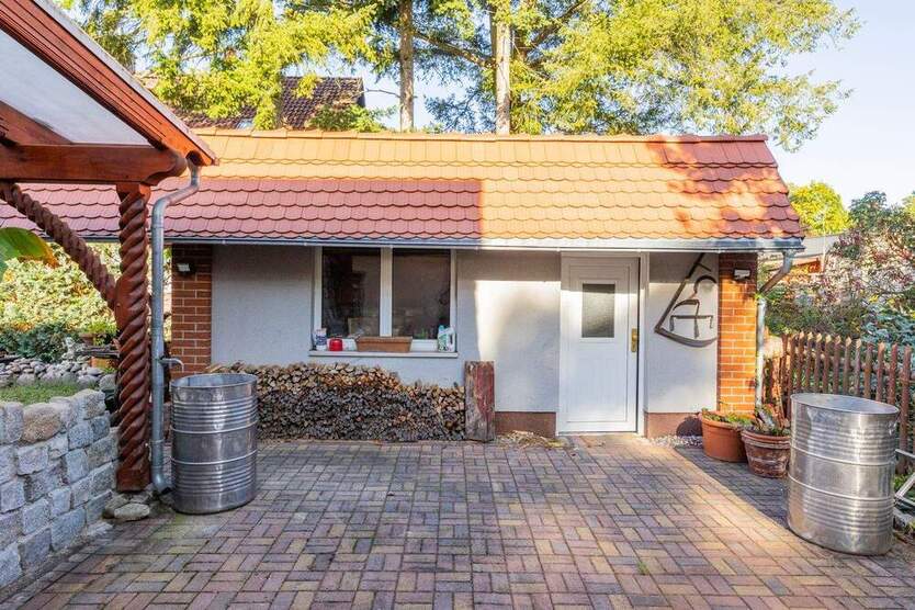 Seenah! Einfamilienhaus in Müggelheim - Mit Einbauküche, Fußbodenheizung, Carport, Nebengebäude usw. 4 zimmer