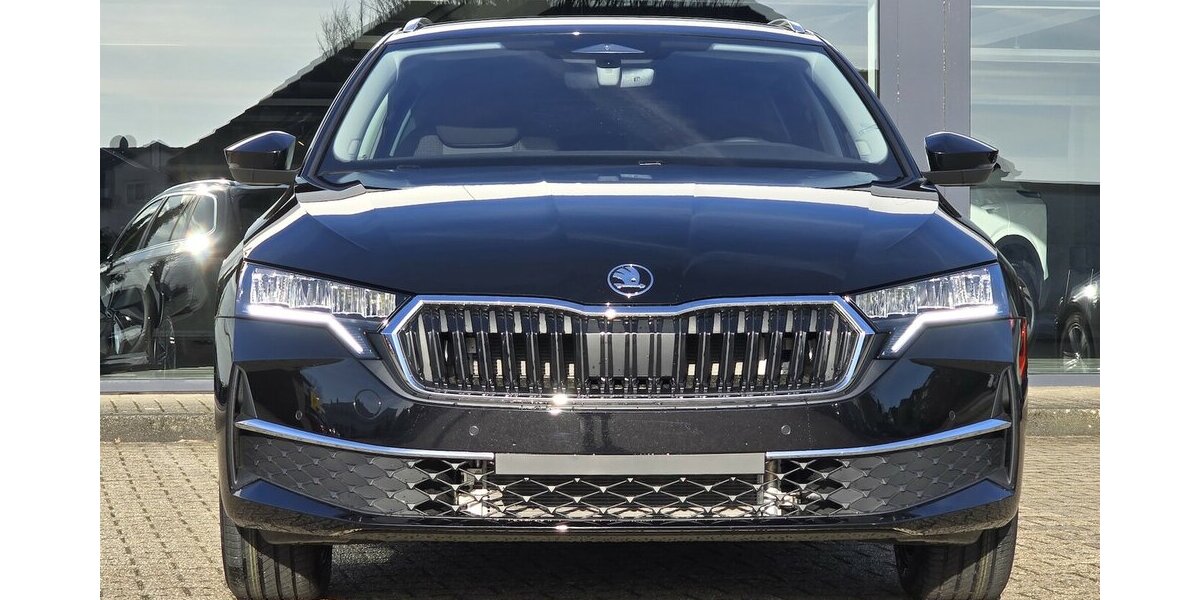 Skoda Octavia Selection Automatik|Winterpaket|LED 1.008 km 32.475 &euro; Wermelskirchen 42929