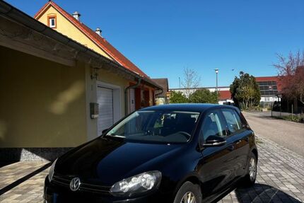 VW Golf 124.371 km 6.890 &euro; Schwarzenfeld 92521