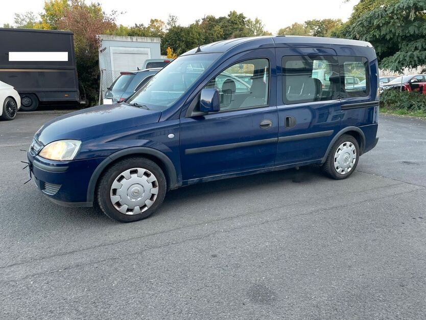 Opel Combo 62.449 km 4.500 € Gießen 35396