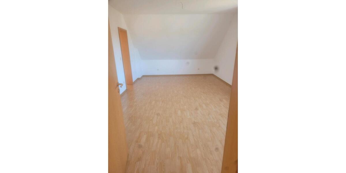 Doppelhaushälfte Marsberg - 4 Zimmer, 125 m&sup2;, 830&euro; | Angebot:26449176