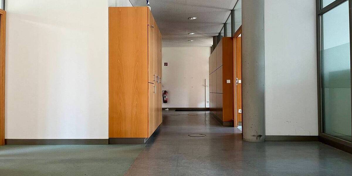 Gewerbeobjekt Künzelsau - 5 Zimmer, 197 m&sup2;, 1.576&euro; | Angebot:25701368