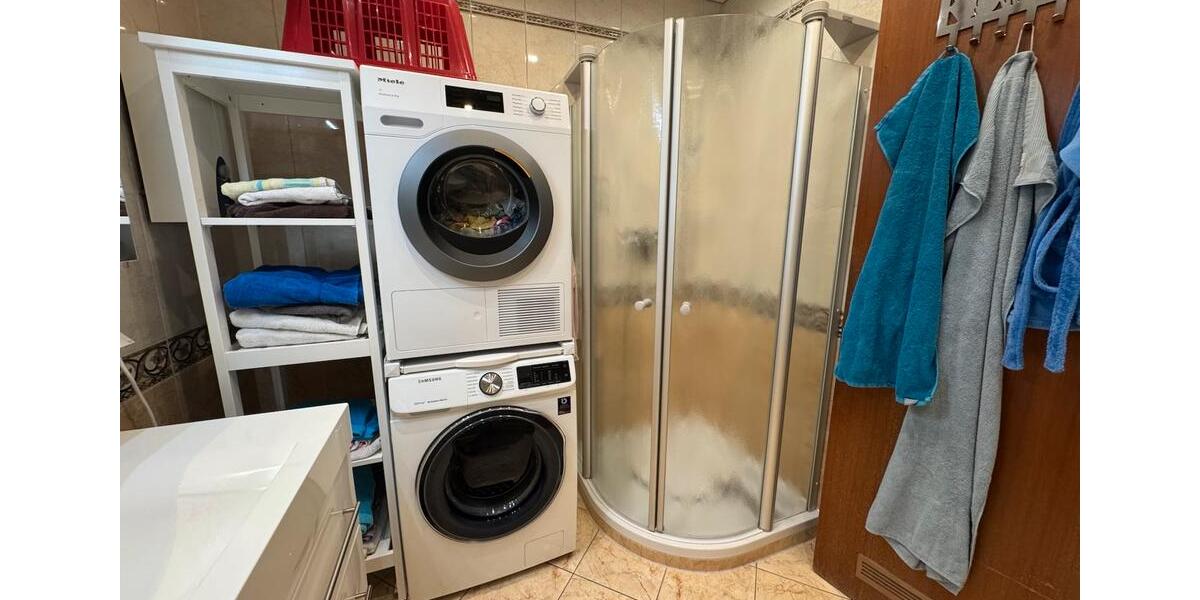 PROVISIONSFREI - Große 4-Zimmer-Wohnung zum Verkauf 4 zimmer