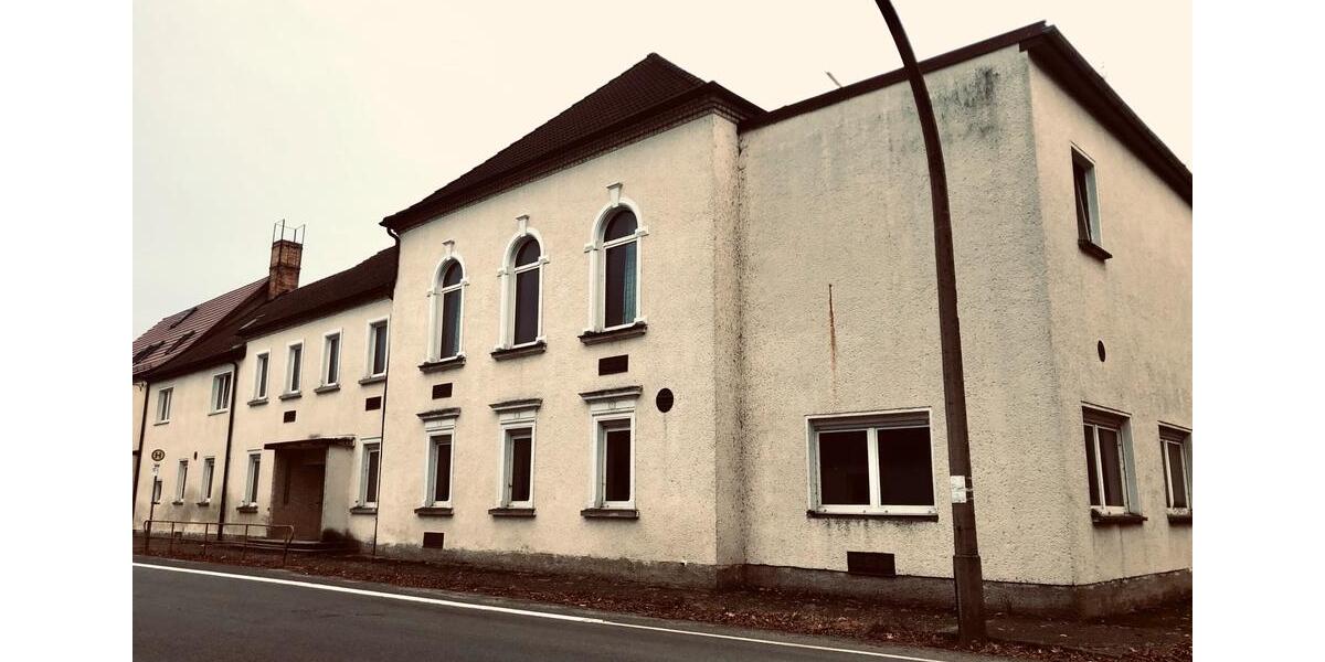 Einfamilienhaus Königsbrück - 10 Zimmer, 834 m&sup2;, 120.000&euro; | Angebot:27128126