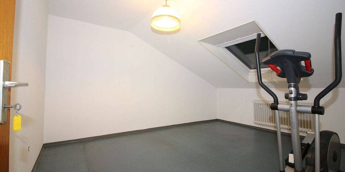 Einfamilienhaus Gaggenau Michelbach - 8 Zimmer, 170 m&sup2;, 310.000&euro; | Angebot:26908916