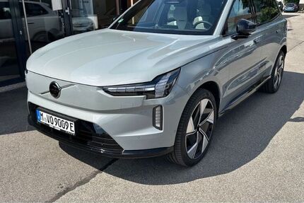 Volvo EX90