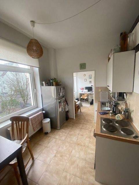 Köln Kalk gemütliches * Single Apartment * im 2. Obergeschoss, kleinere Diele, Bad mit Badewanne, Kellerraum 1 zimmer