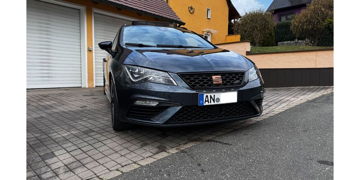 Seat Leon 57.549 km 22.999 &euro; Lichtenau 91586