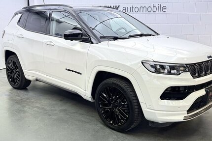 Jeep Compass °IIIII° 1,3 S Plug-In Hybrid Panoramdach 43.400 km 25.890 € Lich 35423