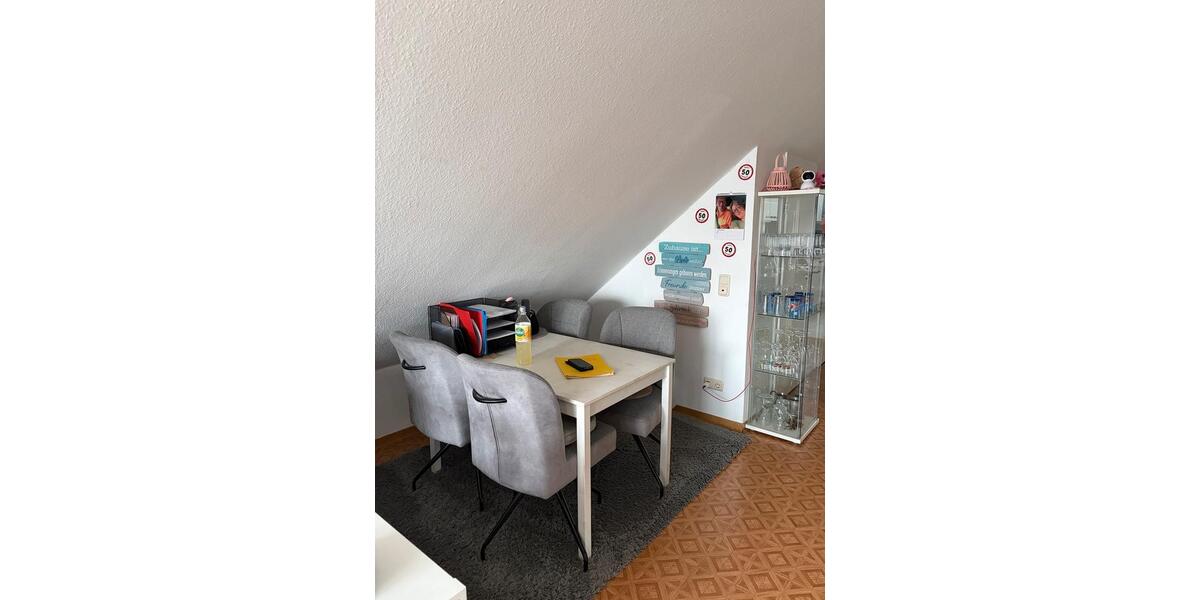 Dachgeschosswohnung 3 zimmer