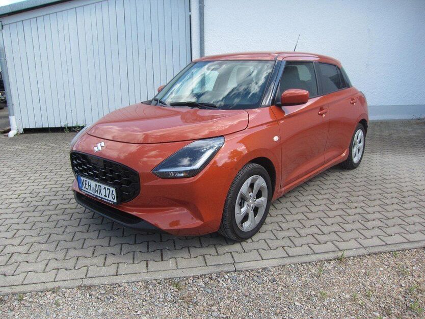 Suzuki Swift 2.044 km 18.290 € Teugn 93356