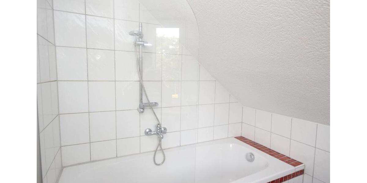Dachgeschoßwohnung Osterwieck - 3.5 Zimmer, 80 m&sup2;, 395&euro; | Angebot:25345049