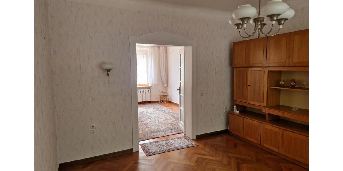 Doppelhaushälfte Dessau-Roßlau Dessau - 8 Zimmer, 175 m&sup2;, 300.000&euro; | Angebot:27001541