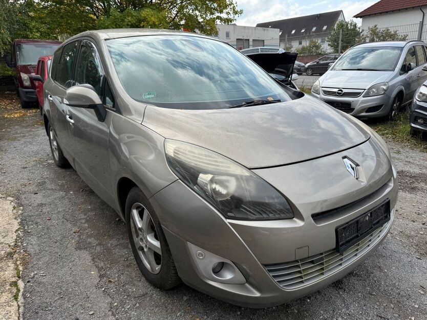 Renault Scenic 203.714 km 1.490 € Kaiserslautern 67663