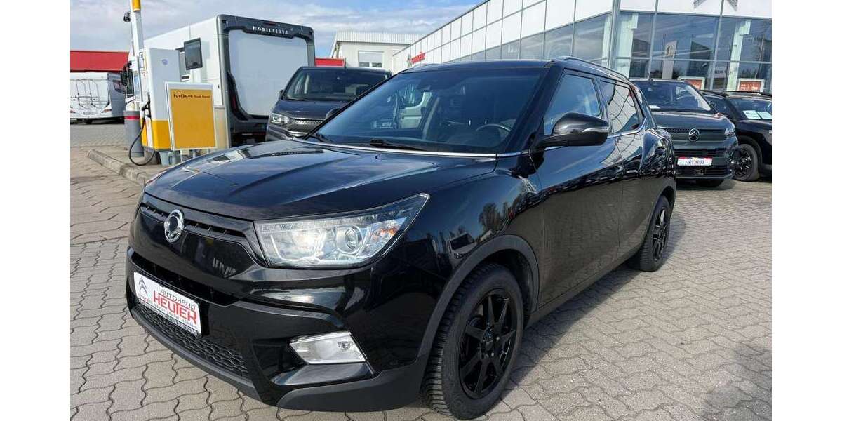 SsangYong Tivoli 106.696 km 10.750 &euro; Borna 04552