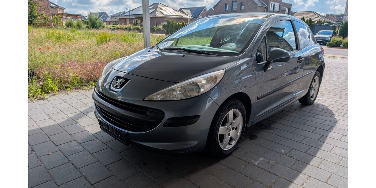 Peugeot 207 212.420 km 950 &euro; Holdorf 49451