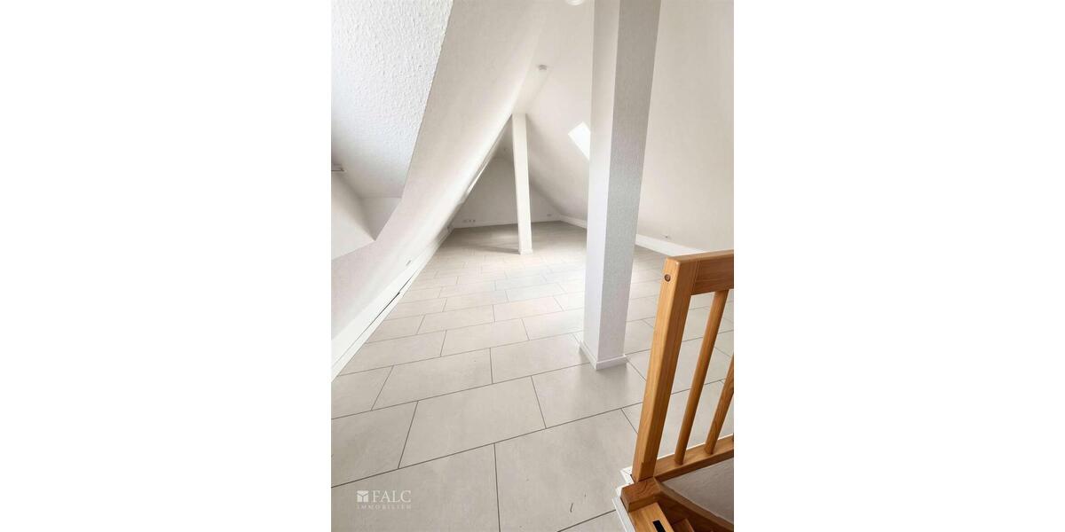 Maisonettenwohnung Wiesloch - 3.5 Zimmer, 120 m&sup2;, 1.100&euro; | Angebot:26289267