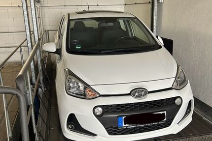 Hyundai i10 86.055 km 7.900 &euro; Rüsselsheim am Main 65428