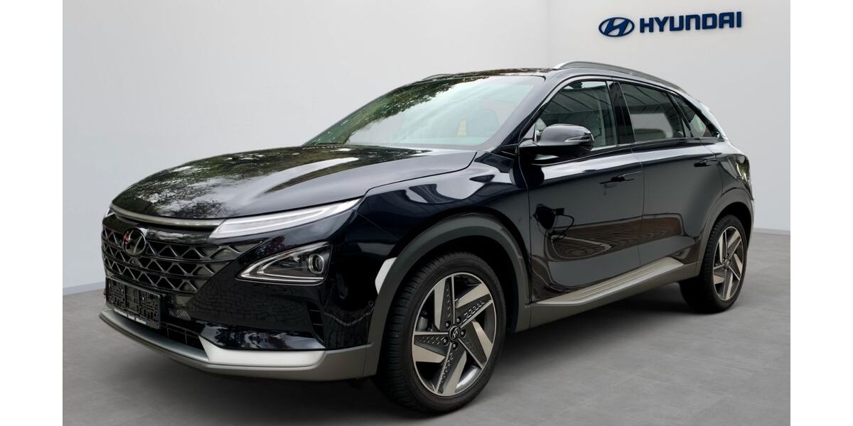 Hyundai NEXO 12.600 km 19.980 &euro; München 81825