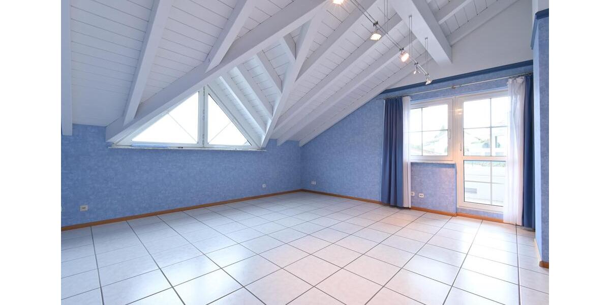 Maisonettenwohnung Emmendingen - 6.5 Zimmer, 224 m&sup2;, 2.480&euro; | Angebot:26066448