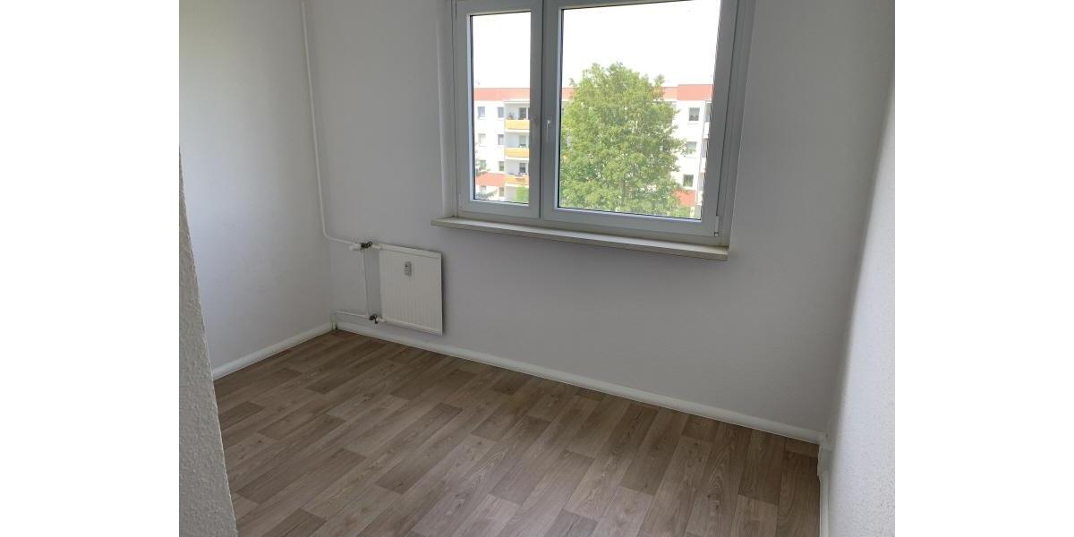 Etagenwohnung Gera Lusan - 5 Zimmer, 107 m&sup2;, 600&euro; | Angebot:26179983
