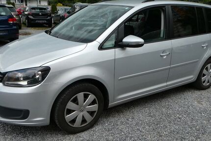 VW Touran 200.000 km 5.650 &euro; Paderborn 33100