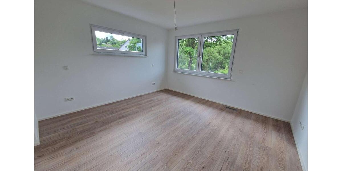 Einfamilienhaus Schleiden - 5 Zimmer, 150 m&sup2;, 1.550&euro; | Angebot:26489523