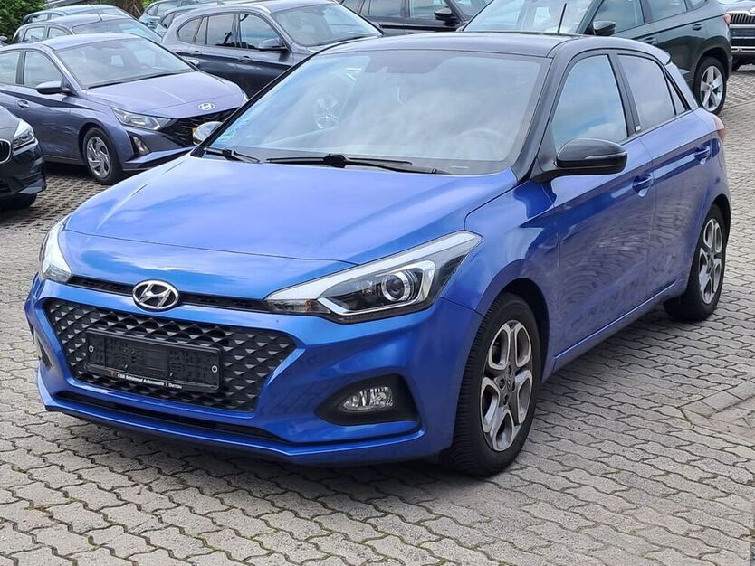 i20