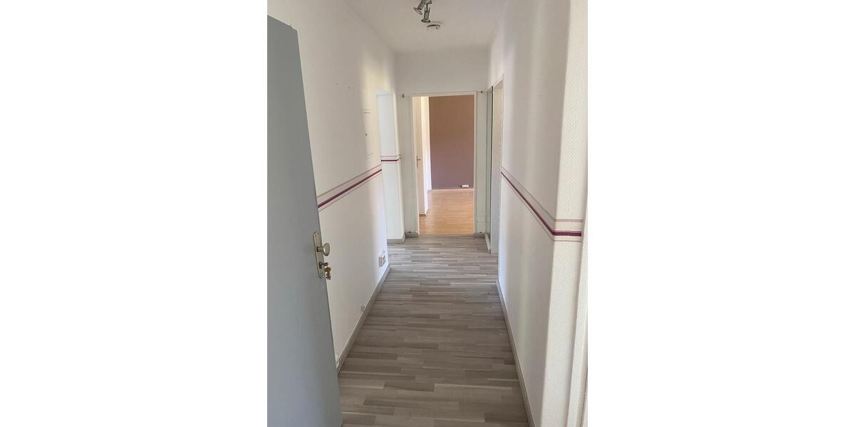 Erdgeschoßwohnung Bayreuth Meyernberg - 3 Zimmer, 64 m&sup2;, 200.000&euro; | Angebot:27135200