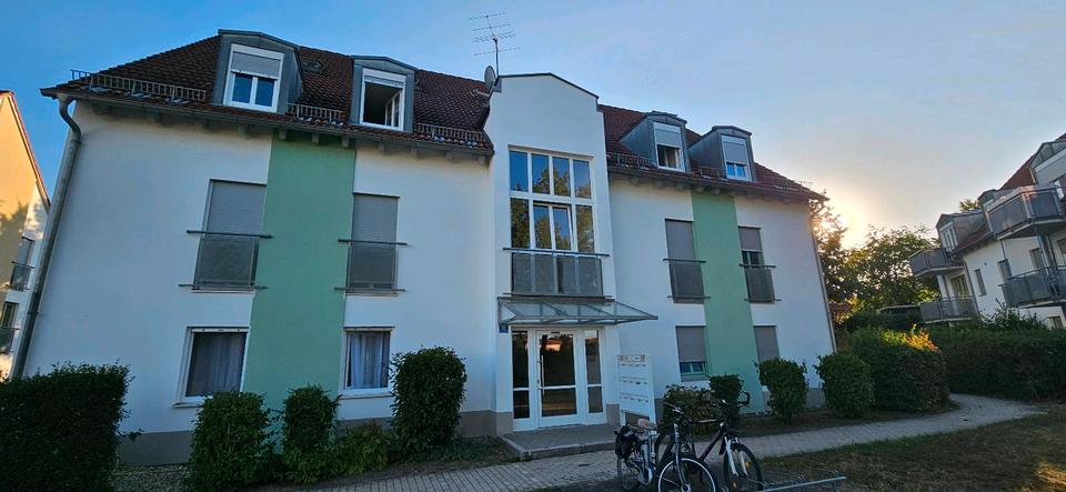 Dachgeschoßwohnung Saal an der Donau - 2 Zimmer, 68 m&sup2;, 250.000&euro; | Angebot:27291347