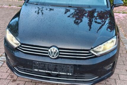 VW Golf Sportsvan 210.000 km 10.500 &euro; Weisenbach 76599