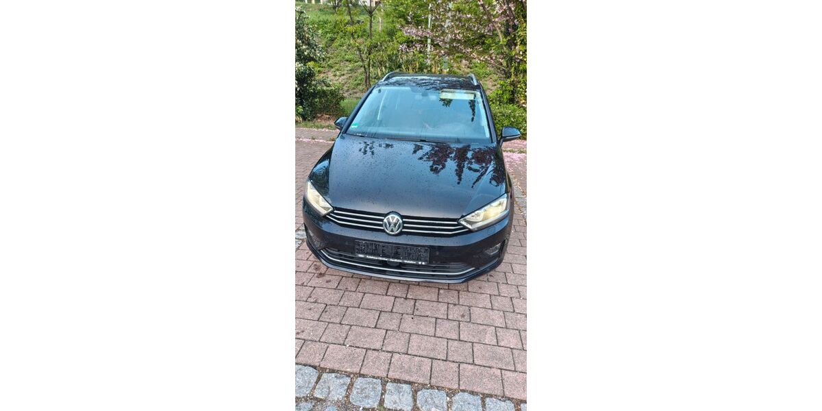 VW Golf Sportsvan 210.000 km 10.500 &euro; Weisenbach 76599