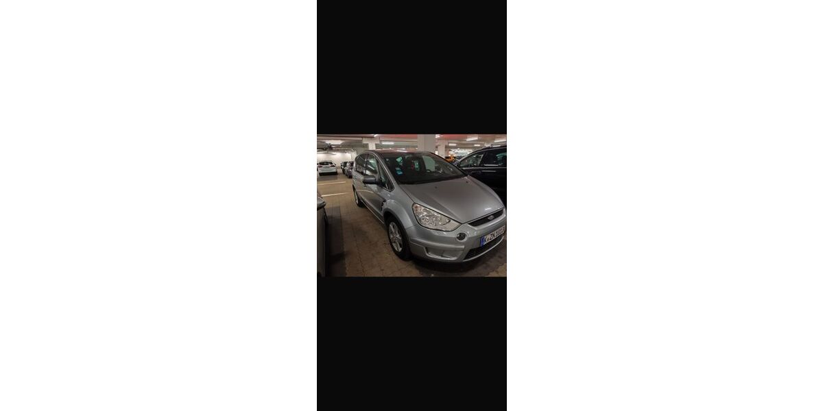 Ford S-Max 312.000 km 2.900 &euro; Köln 50997