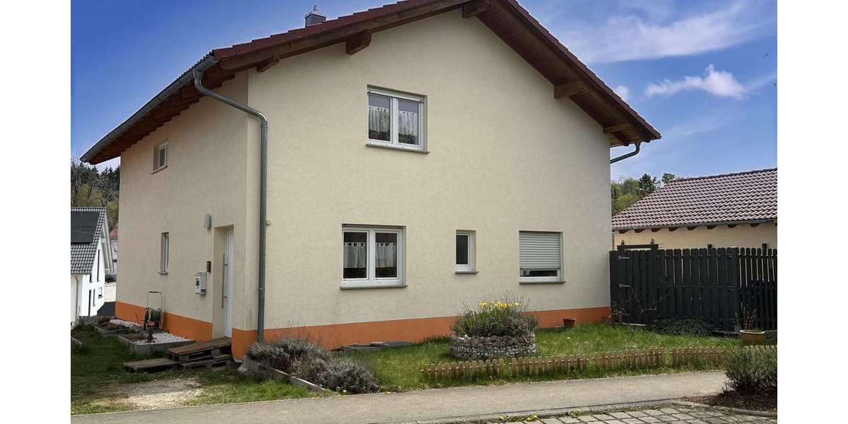 Einfamilienhaus Meßstetten - 7 Zimmer, 177 m&sup2;, 400.000&euro; | Angebot:26738682