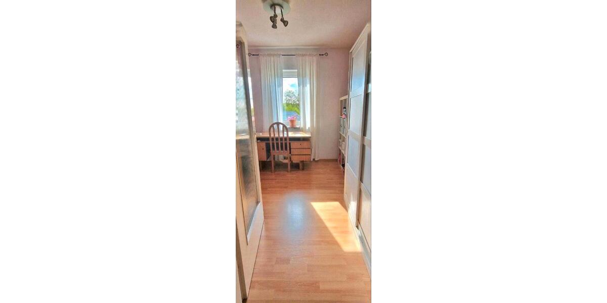 Reihenhaus Lauf an der Pegnitz - 5 Zimmer, 132 m&sup2;, 459.000&euro; | Angebot:26109120