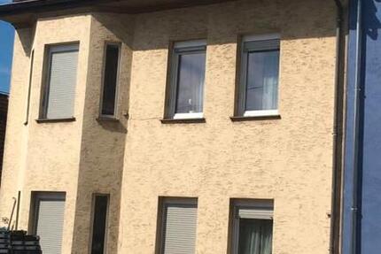 Haus zu verkaufen in 66126 Altenkessel 12 zimmer