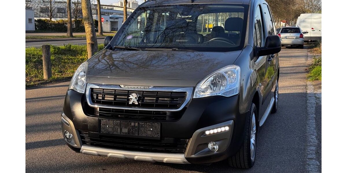 Peugeot Partner 124.000 km 6.999 &euro; Lahr 77933