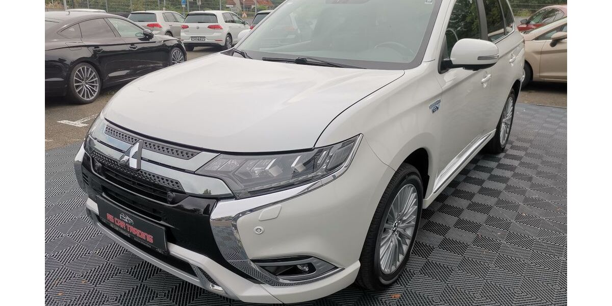 Mitsubishi Outlander 113.392 km 17.990 &euro; Altendiez 65624