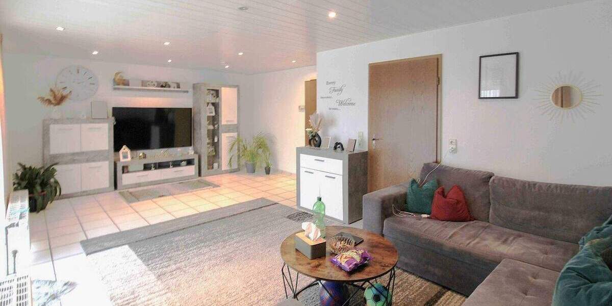 Mehrfamilienhaus, Wohnhaus Hürtgenwald Kleinhau - 8 Zimmer, 220 m&sup2;, 315.000&euro; | Angebot:25425418