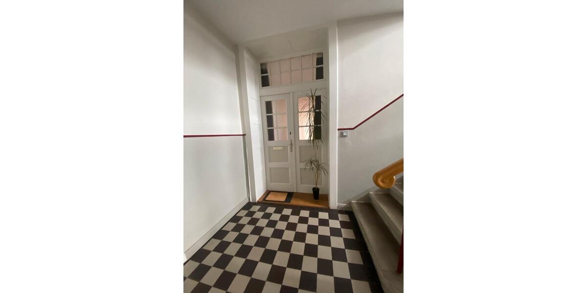 Hochparterre Hildesheim Oststadt/Stadtfeld - 4 Zimmer, 92 m&sup2;, 220.000&euro; | Angebot:27077478