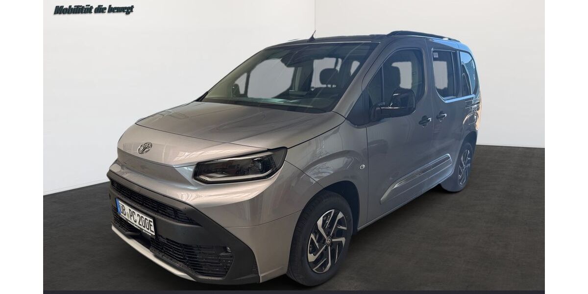 Toyota Proace City 3.000 km 38.590 &euro; Überlingen 88662