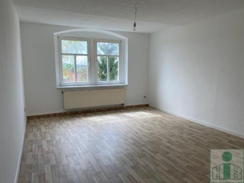 Etagenwohnung Löbau - 3 Zimmer, 77 m&sup2;, 425&euro; | Angebot:26635764