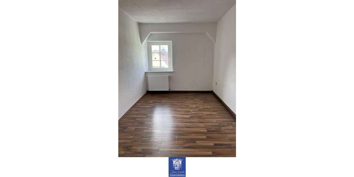 Etagenwohnung Lauenstein Lauenstein - 3 Zimmer, 72 m&sup2;, 389&euro; | Angebot:18721509