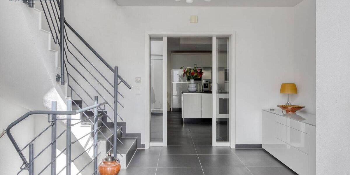 Einfamilienhaus Gronau - 4 Zimmer, 194 m&sup2;, 829.000&euro; | Angebot:26291400
